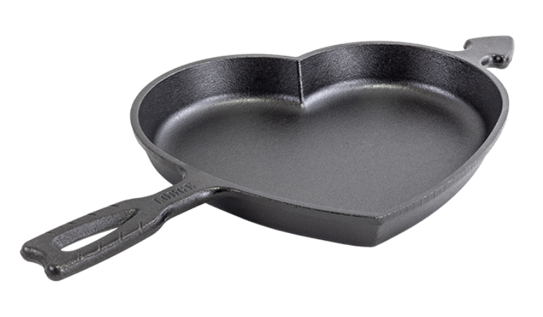 Lodge Cast Iron Heart Skillet LHRTSK